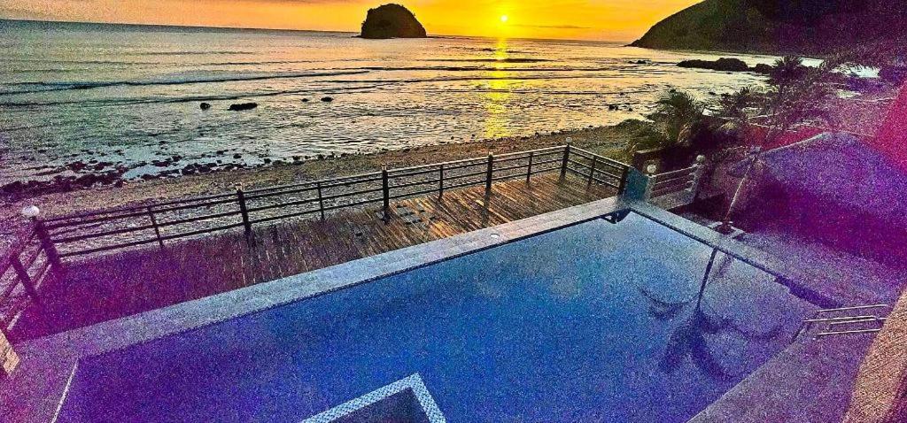 Aura Marina Sands Beach Resort Baler Exterior foto